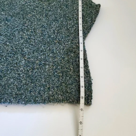 WHBM Green Fitted Sleeveless Tank Top with Mandarin Collar - Picture 6 of 7